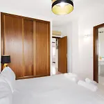 Flat With Pool Marina And Sea View *