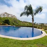 Flat With Pool Marina And Sea View * 알부페이라