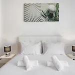 Flat With Pool Marina And Sea View Apartamento *