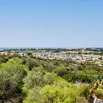 Flat With Pool Marina And Sea View *