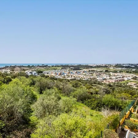 Flat With Pool Marina And Sea View