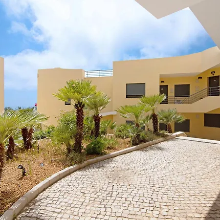 Apartman Flat With Pool Marina And Sea View