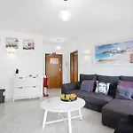 Flat With Pool Marina And Sea View * אלבופיירה
