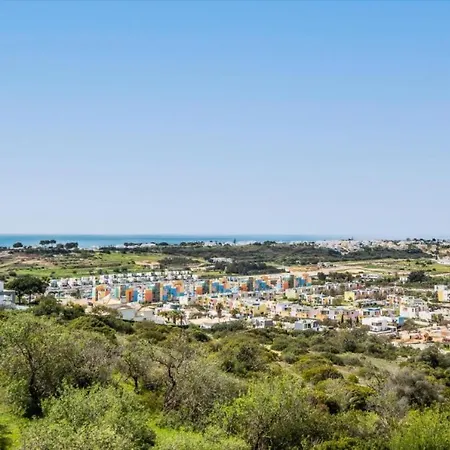 Flat With Pool Marina And Sea View Appartement *